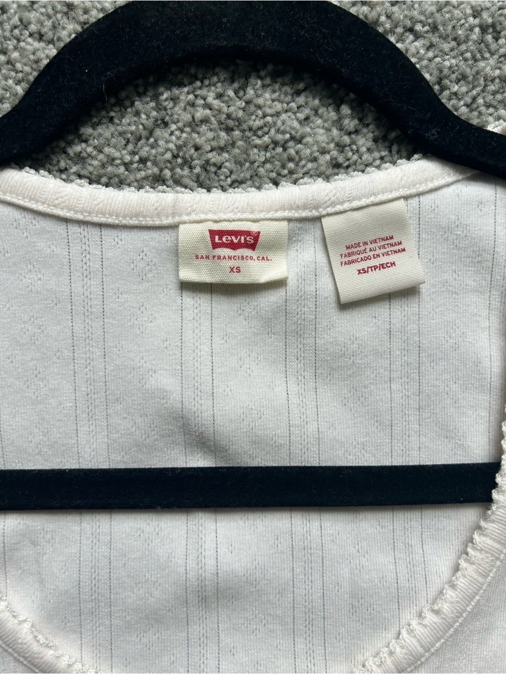 Levi's Cream Ribbed Button-Front Tank - Picture 2 of 3